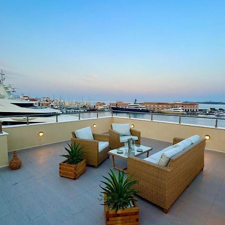 Emilia Suites Ermoupoli Ngoại thất bức ảnh