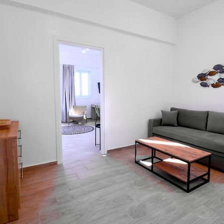 Emilia Suites Ermoupoli Ngoại thất bức ảnh